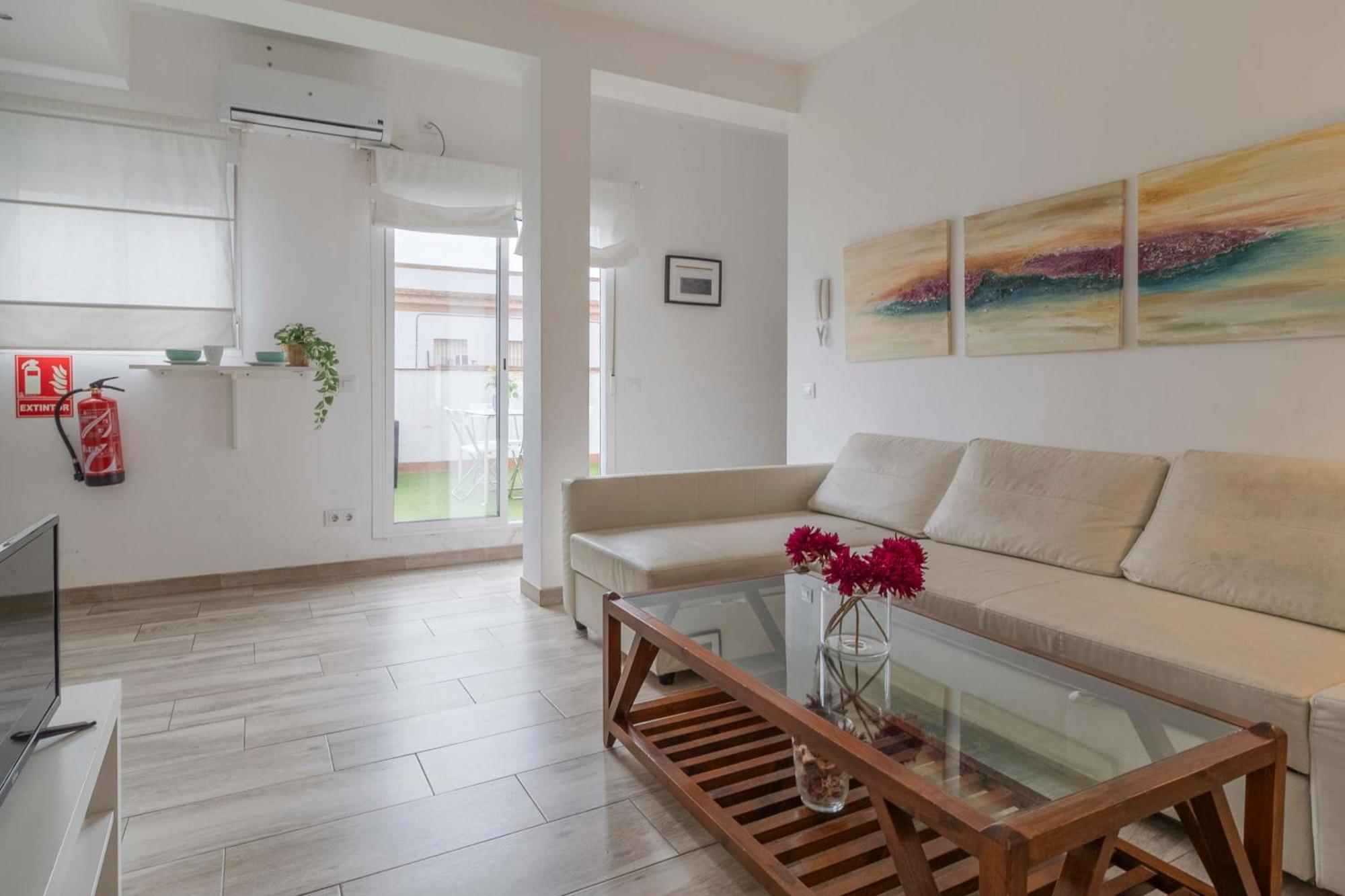 Apartamentos Los Remedios Seville Exterior photo