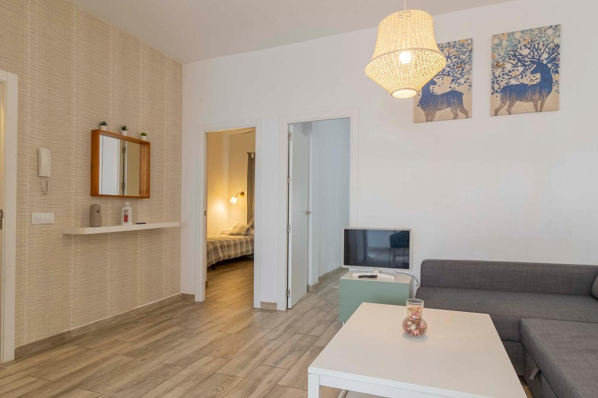 Apartamentos Los Remedios Seville Exterior photo
